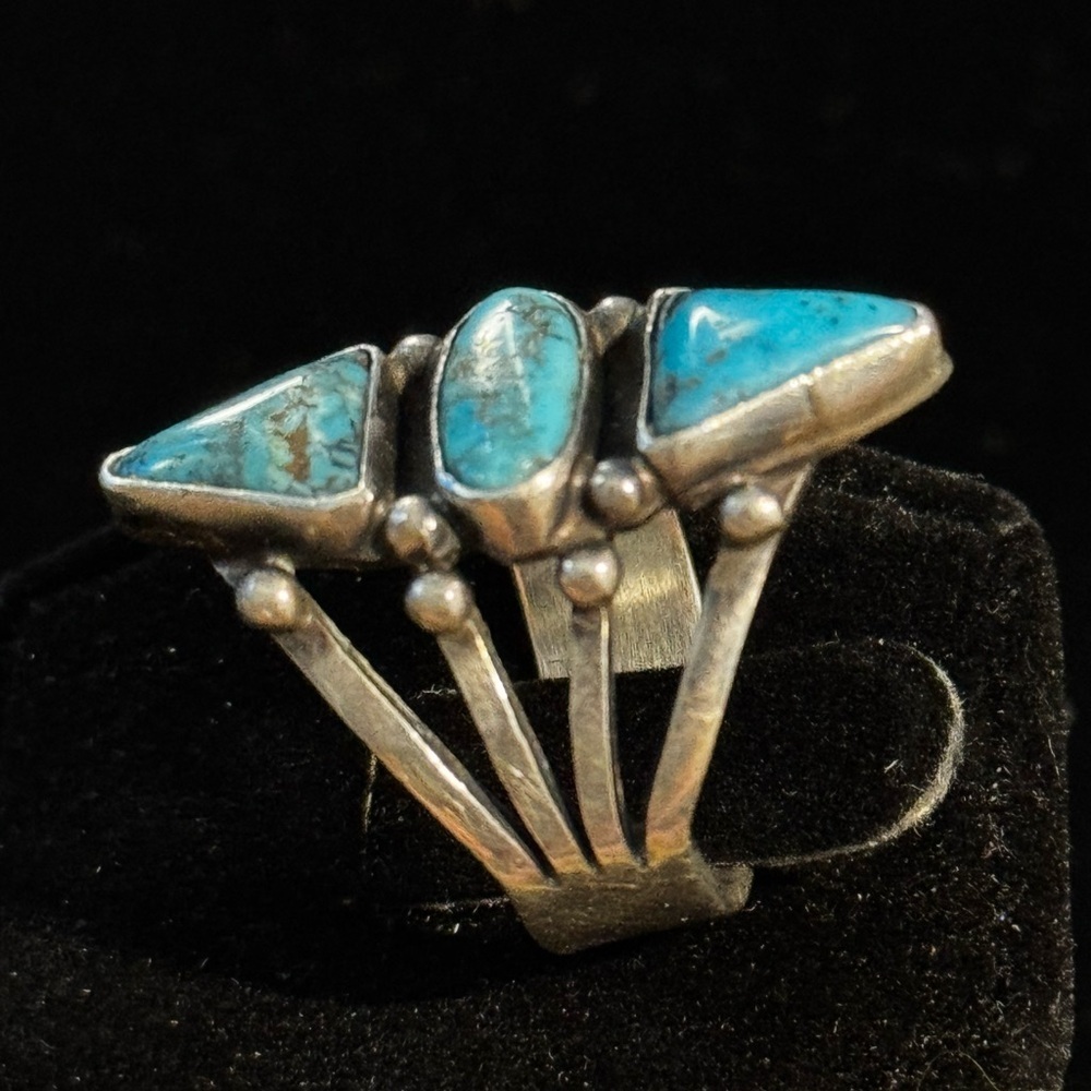 Raymond Hill Vintage Native American Turquoise Heavy Sterling Silver Ring Sz 6.5 - Picture 4 of 9